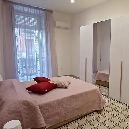 Nel Centro Di - Clorinda House * Неаполь
